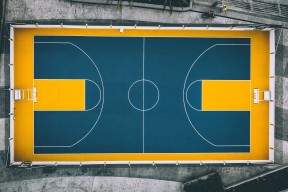 fifa-巅峰对决，哈登与东契奇的90分钟西班牙狂想曲